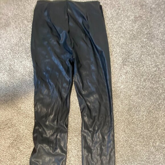 Forever 21 Black Full Length Vegan Faux Leather Pants Women's Size Small - Picture 6 of 6